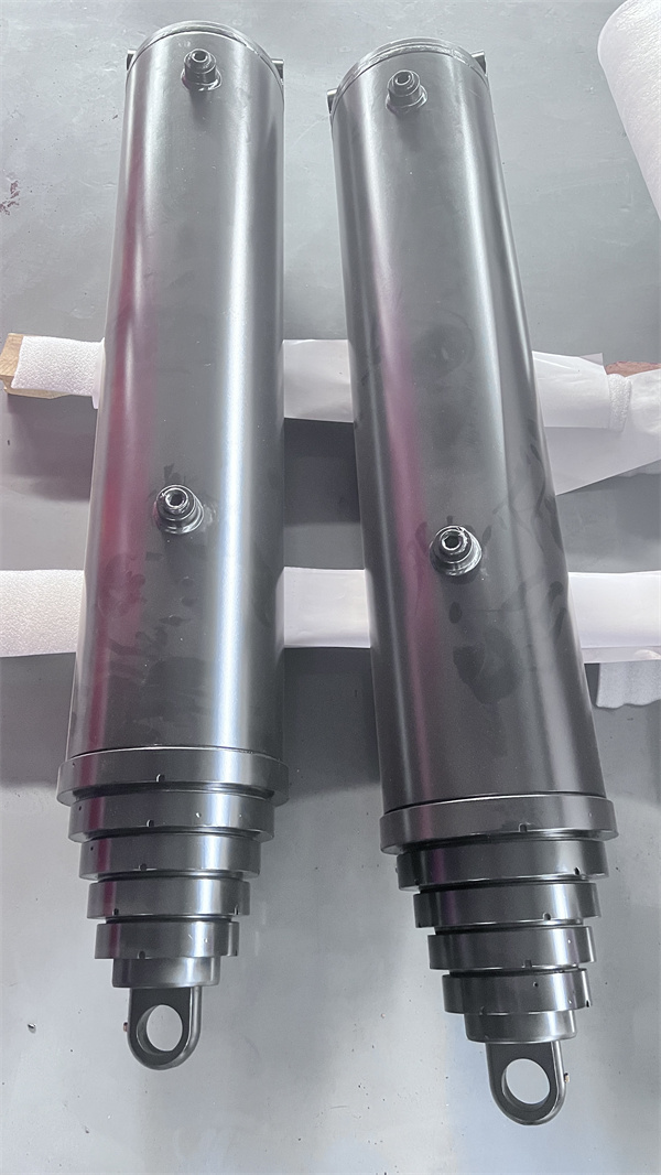 Hydraulic Cylinders (2)